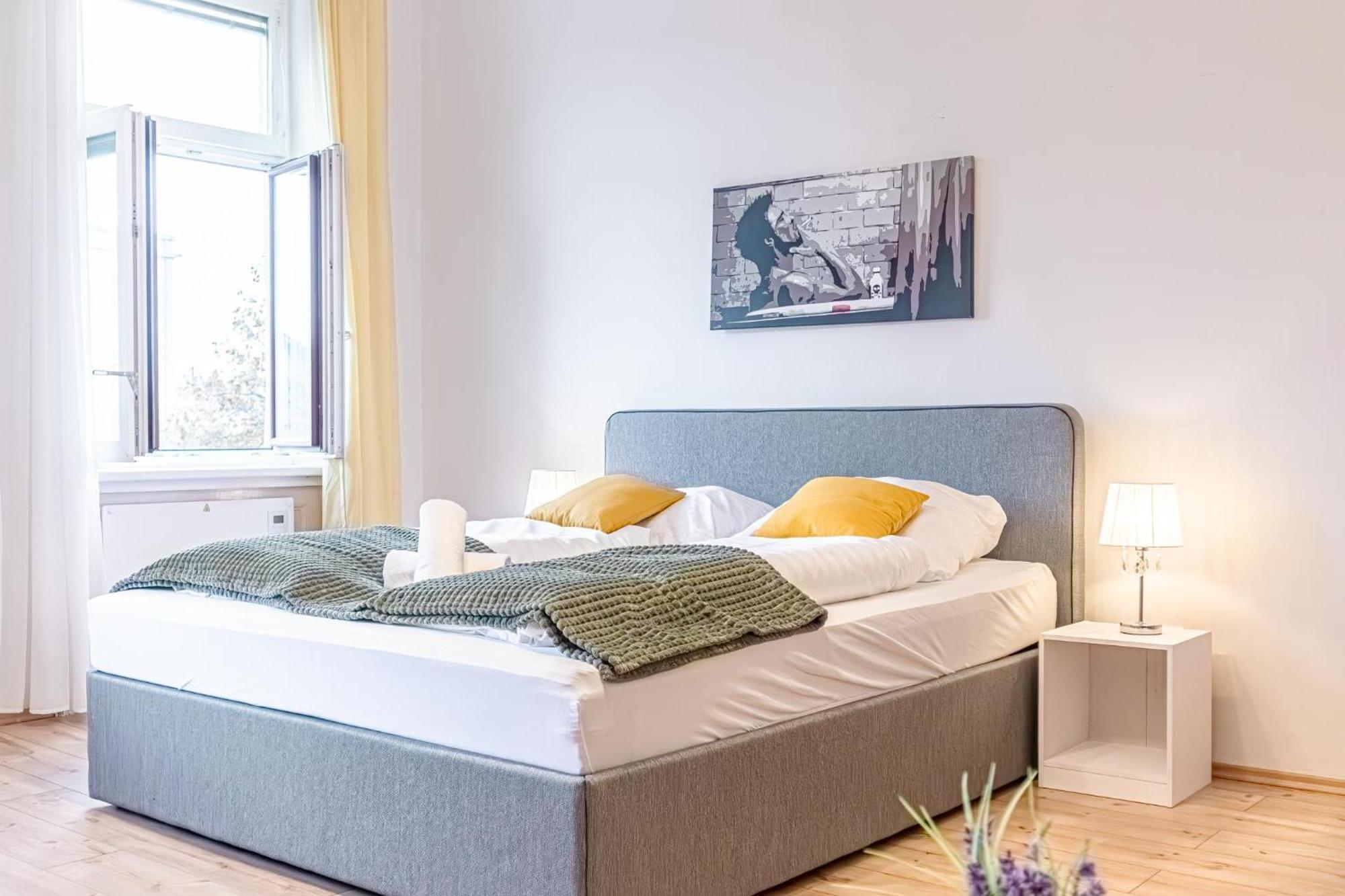 Attractive 2Br Apt Near Akh Ideal For Longstays Wien Eksteriør billede