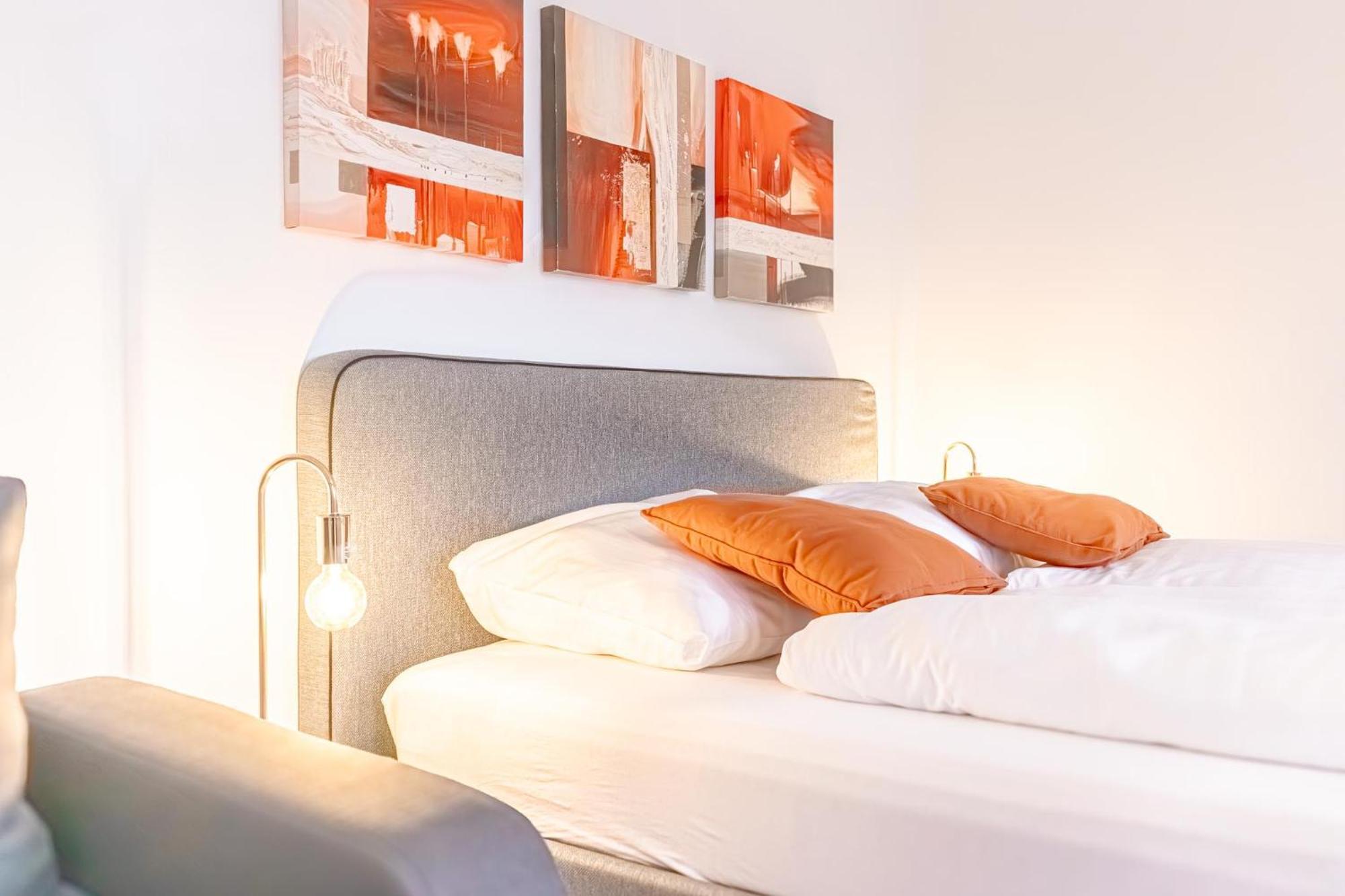 Attractive 2Br Apt Near Akh Ideal For Longstays Wien Eksteriør billede