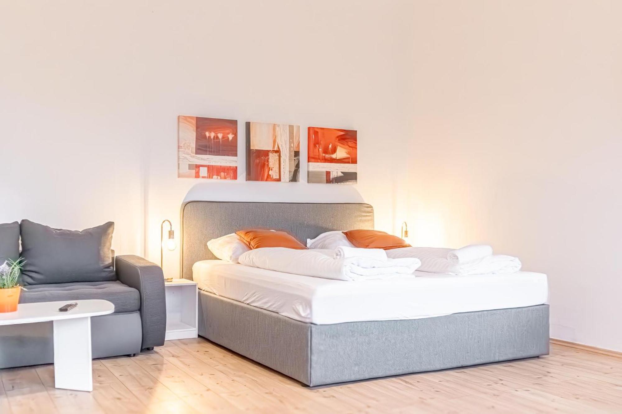 Attractive 2Br Apt Near Akh Ideal For Longstays Wien Eksteriør billede