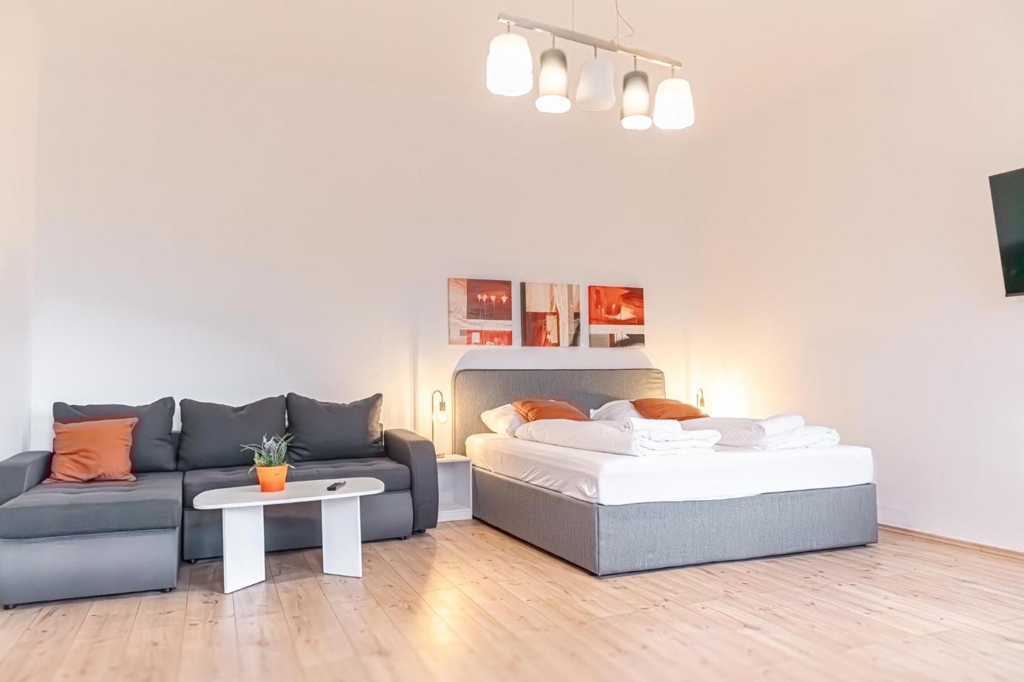 Attractive 2Br Apt Near Akh Ideal For Longstays Wien Eksteriør billede