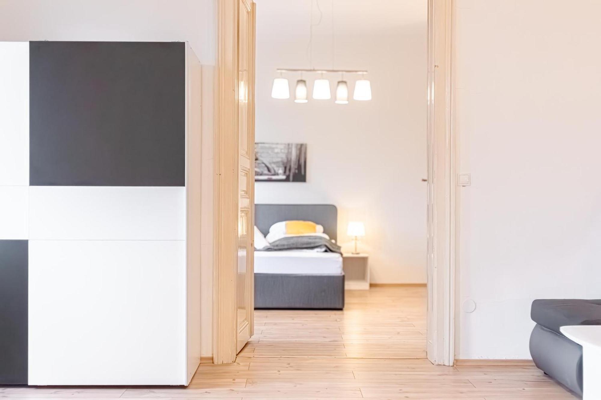 Attractive 2Br Apt Near Akh Ideal For Longstays Wien Eksteriør billede